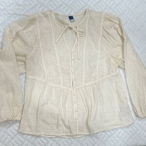 Old Navy Cream Eyelet Button-Up Blouse